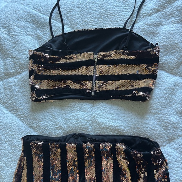 Forever 21 Black and Gold Sequin Maxi Skirt and Halter Top - Picture 2 of 10